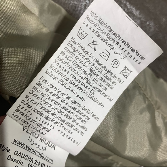 VERO Moda M cropped metallic thread minimalist blazer - Picture 4 of 7